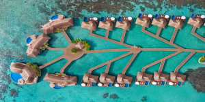 W Maldives Resort – Luxusvillen, Traumstrände & spektakuläres Hausriff