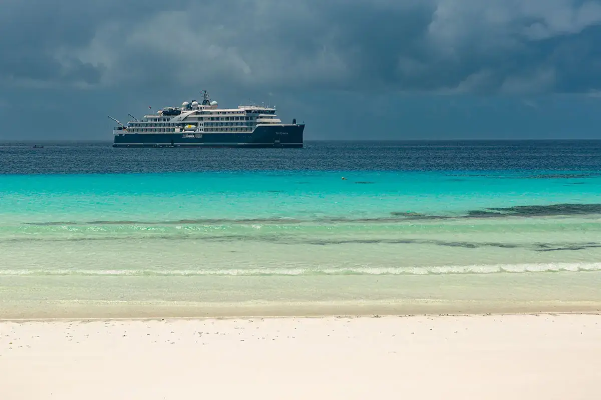 G SWAN Hellenic Schiff 0022